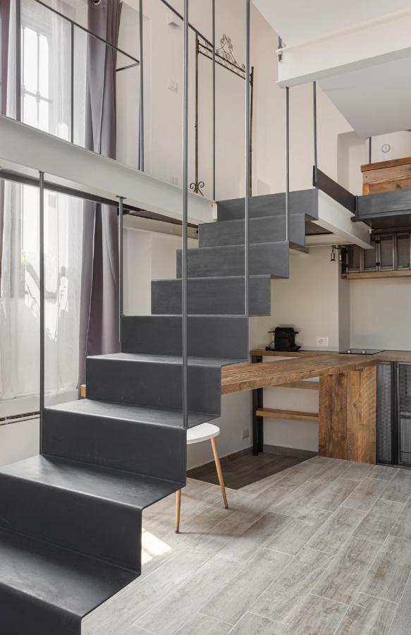 Lofty Loft - Chiese Lejlighed Milano Eksteriør billede