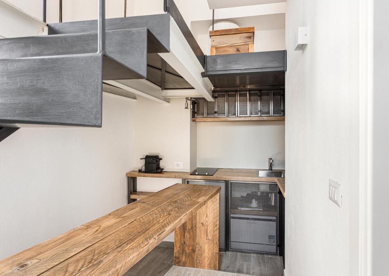 Lofty Loft - Chiese Lejlighed Milano Eksteriør billede