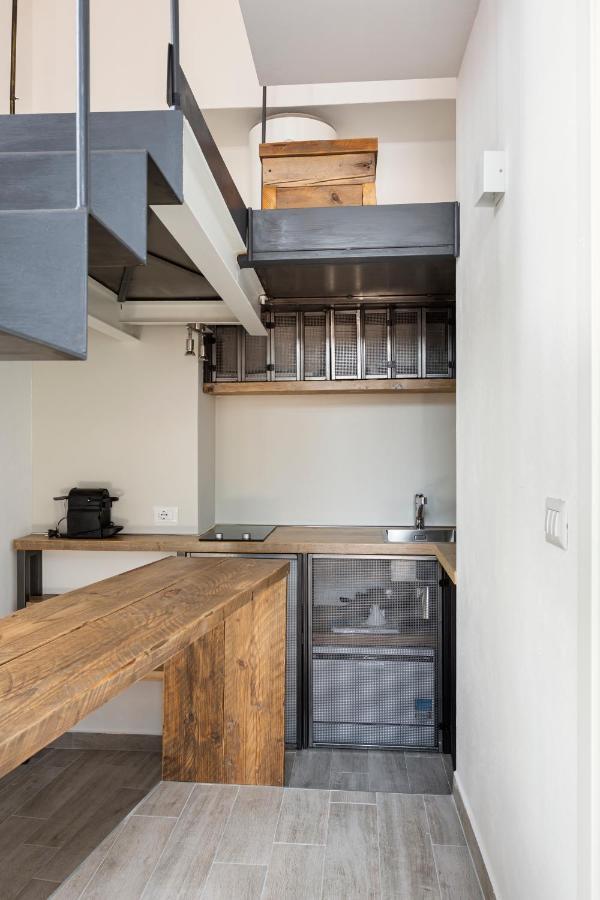 Lofty Loft - Chiese Lejlighed Milano Eksteriør billede
