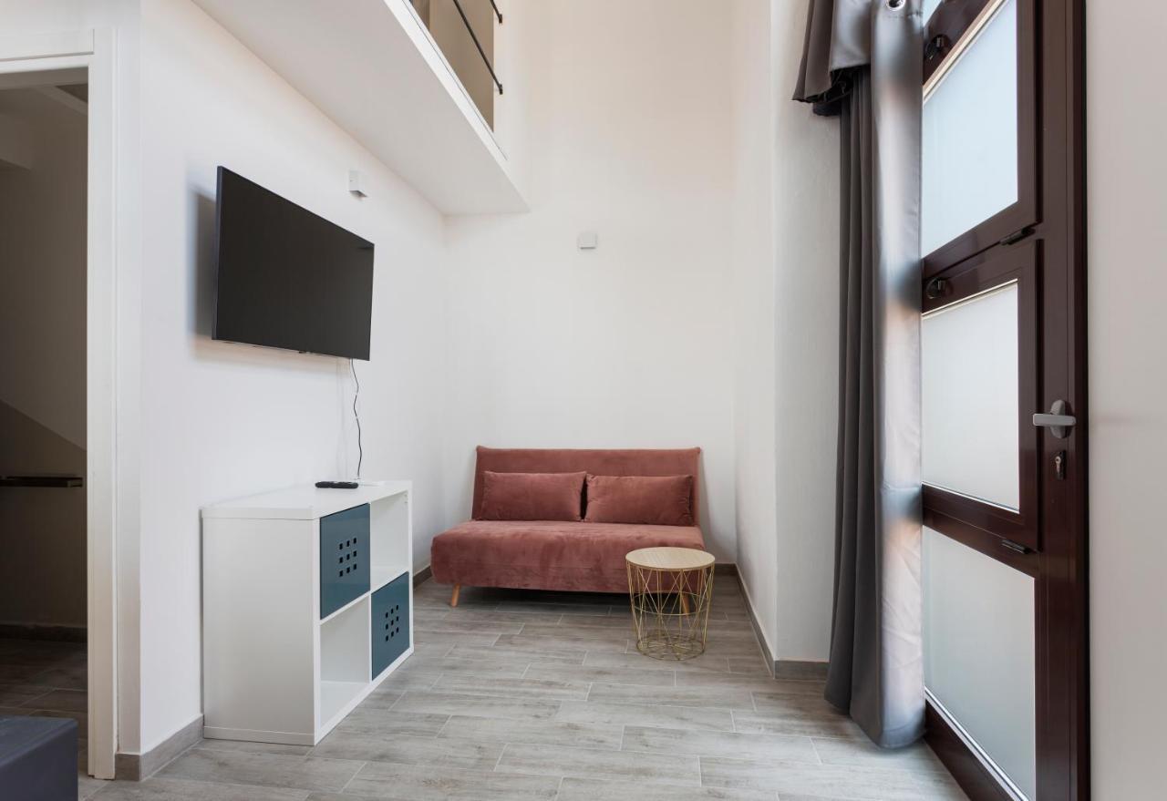 Lofty Loft - Chiese Lejlighed Milano Eksteriør billede